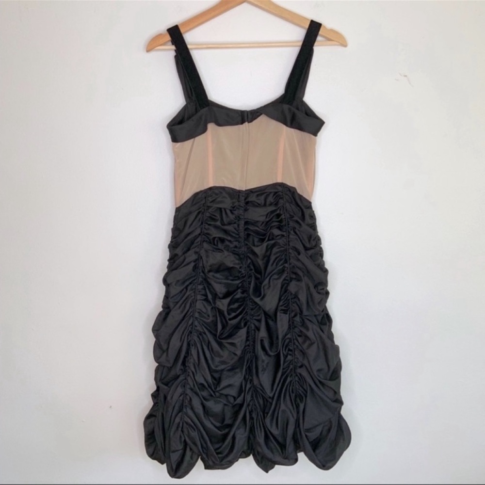Marc Jacobs Black /Blush Sleeveless Full Ruched Bottom Dress Size 4 - Picture 4 of 8